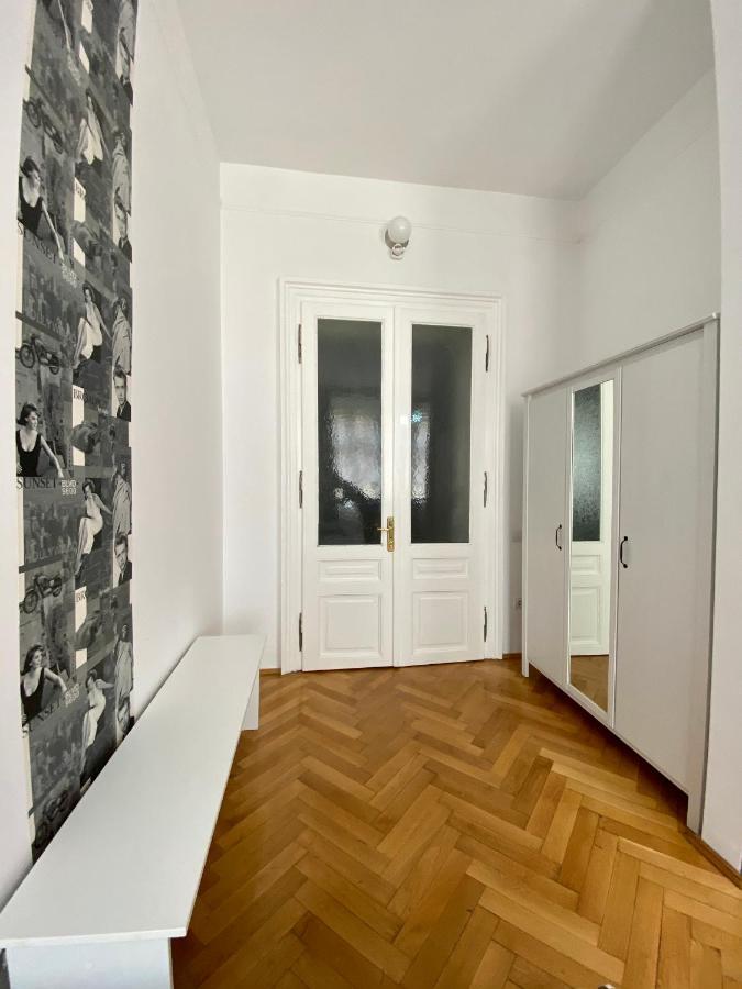 Casa Balcescu Hotel Brasov Bagian luar foto