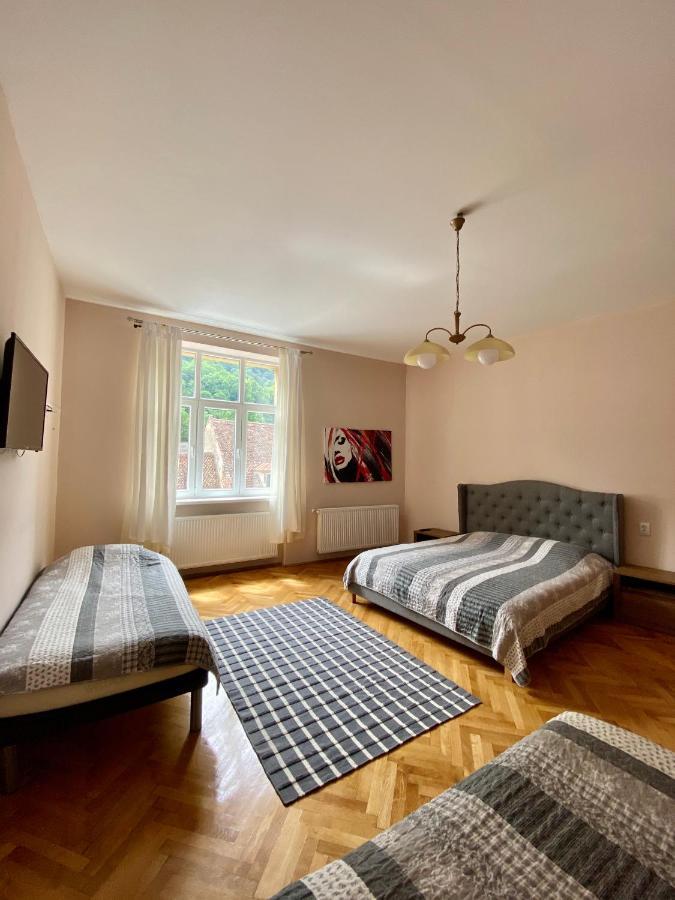 Casa Balcescu Hotel Brasov Bagian luar foto