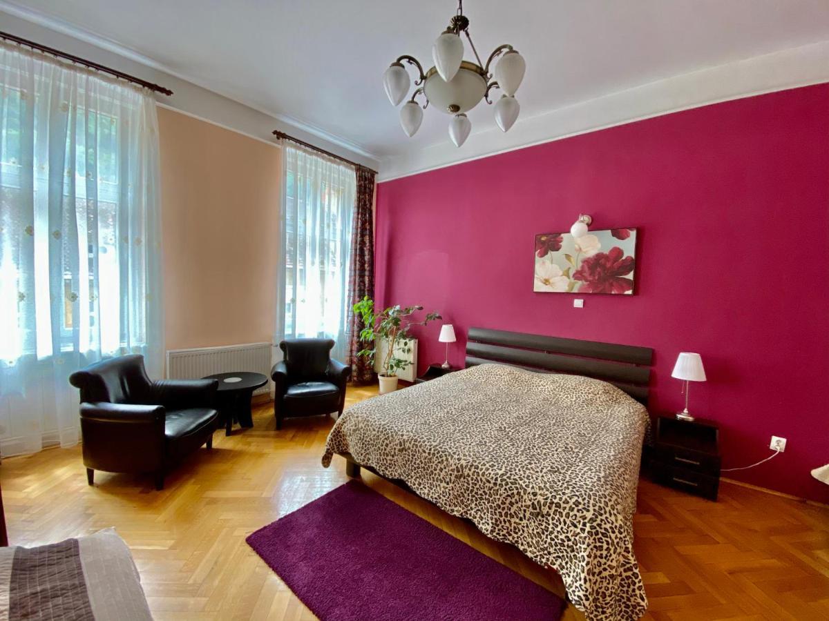 Casa Balcescu Hotel Brasov Bagian luar foto