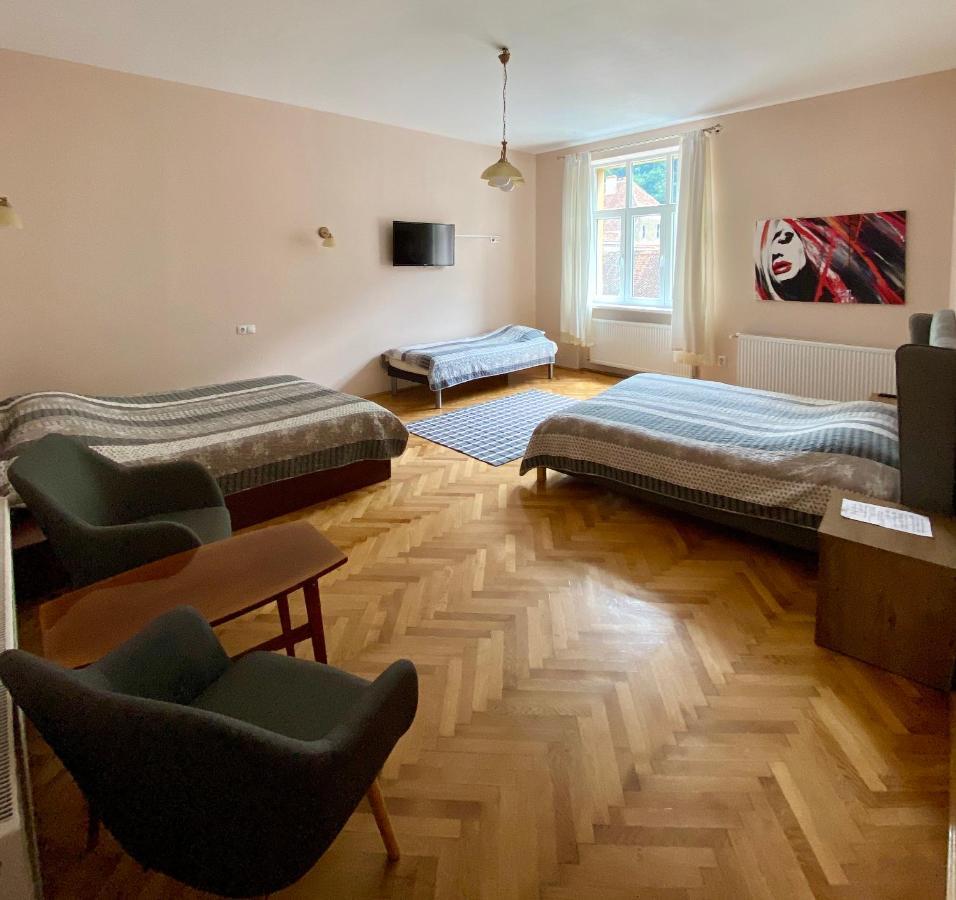 Casa Balcescu Hotel Brasov Bagian luar foto