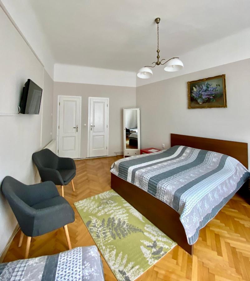 Casa Balcescu Hotel Brasov Bagian luar foto