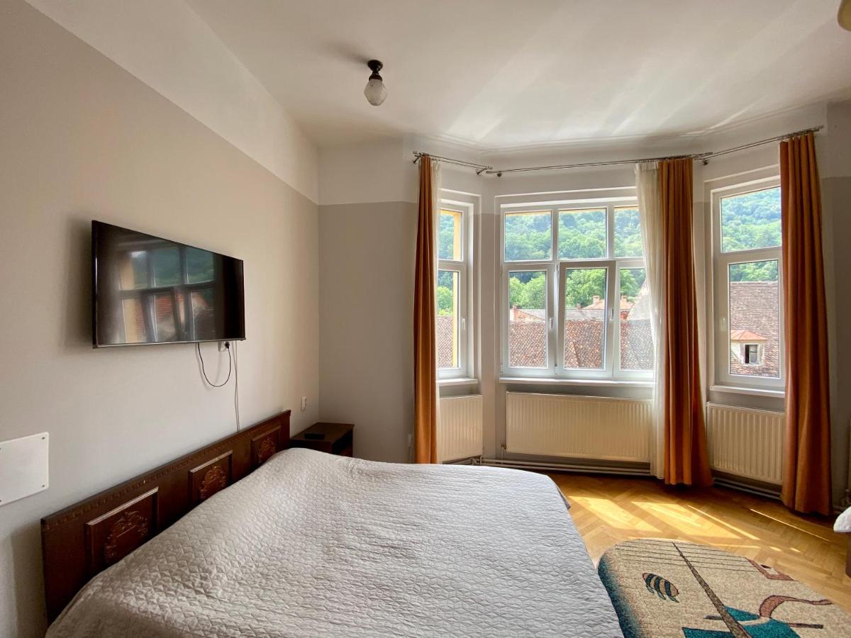 Casa Balcescu Hotel Brasov Bagian luar foto